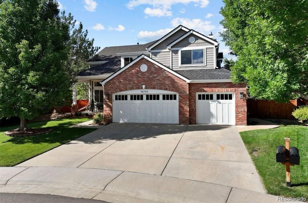 Attached, Exterior, Facade, Brick Facade, Brick Traditional