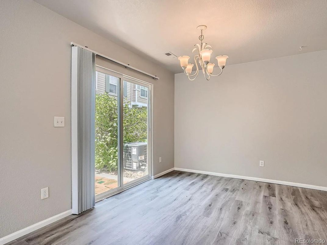 Chandelier, Empty room, Interior, Wood Texture Flooring