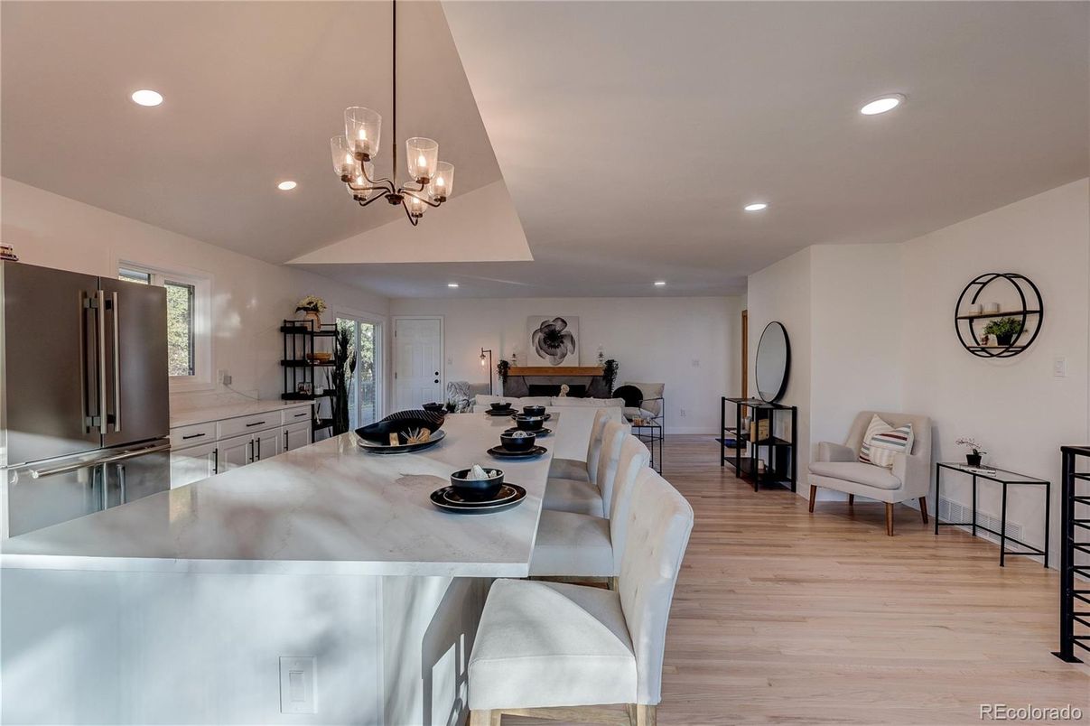 Chandelier, Dining room, Interior, Kitchen, Recessed Lighting, Wood Texture Flooring