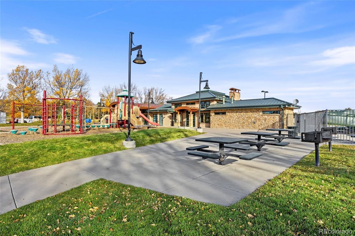 Backyard, Exterior, Playground