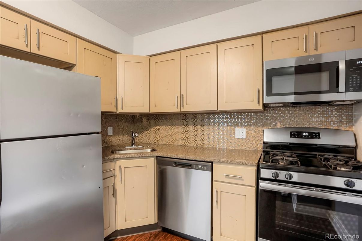 Interior, Kitchen, Stainless Steel Appliances, Wood Texture Flooring