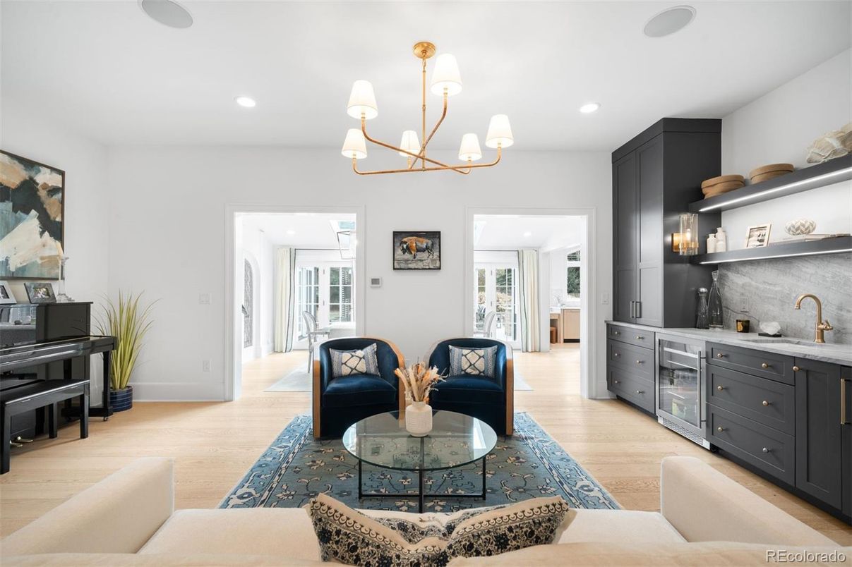 Chandelier, Interior, Living room, Piano, Recessed Lighting, Wood Texture Flooring