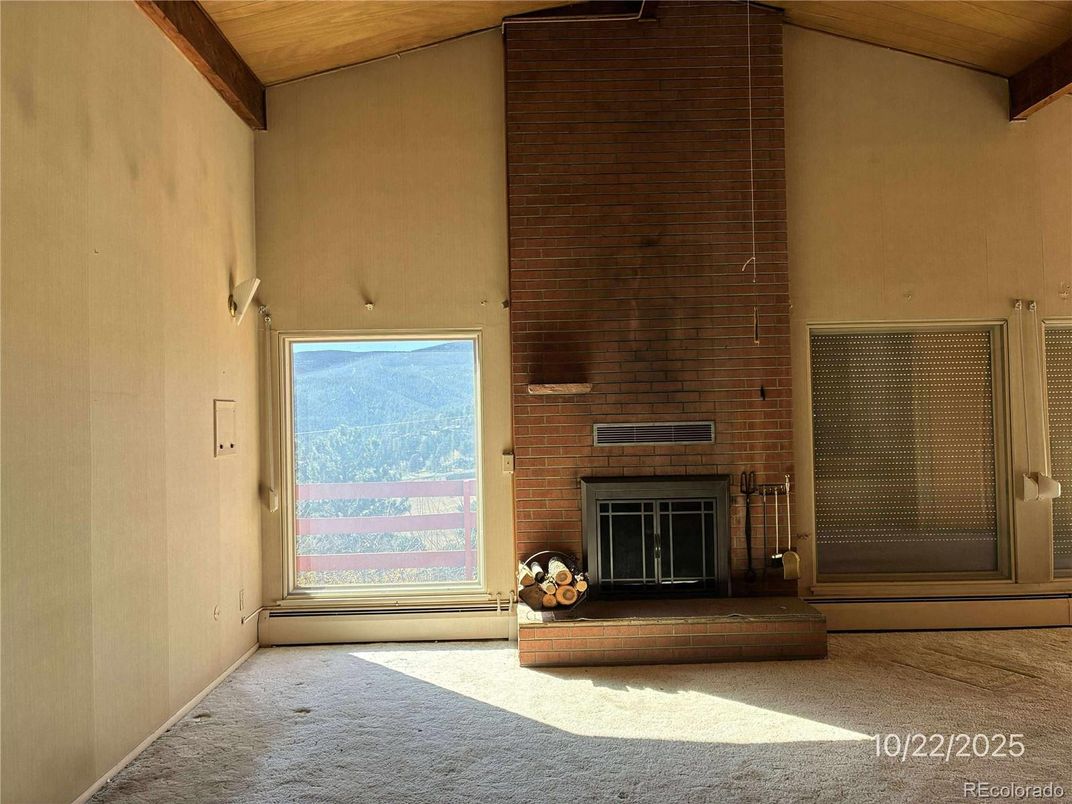 Empty room, Fireplace, Interior, Wooden Beams, Wooden Ceilings