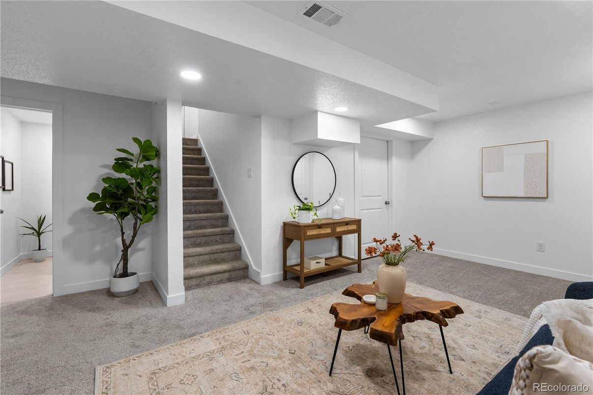 Interior, Recessed Lighting