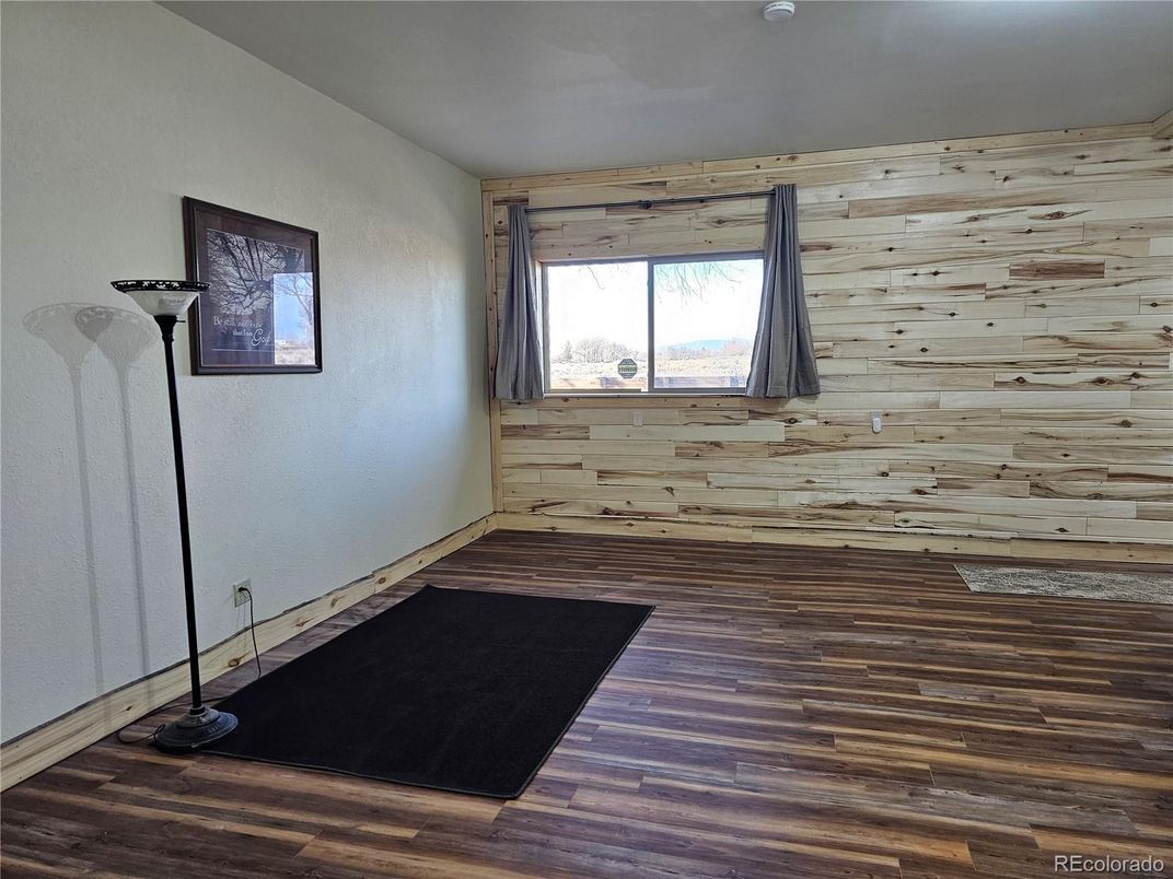 Empty room, Interior, Wood Texture Flooring, Wooden Walls