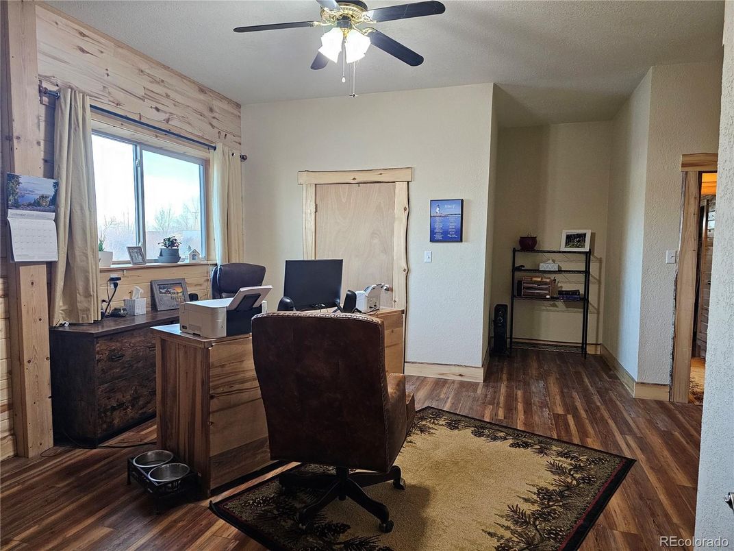 Home Office, Interior, Wood Texture Flooring