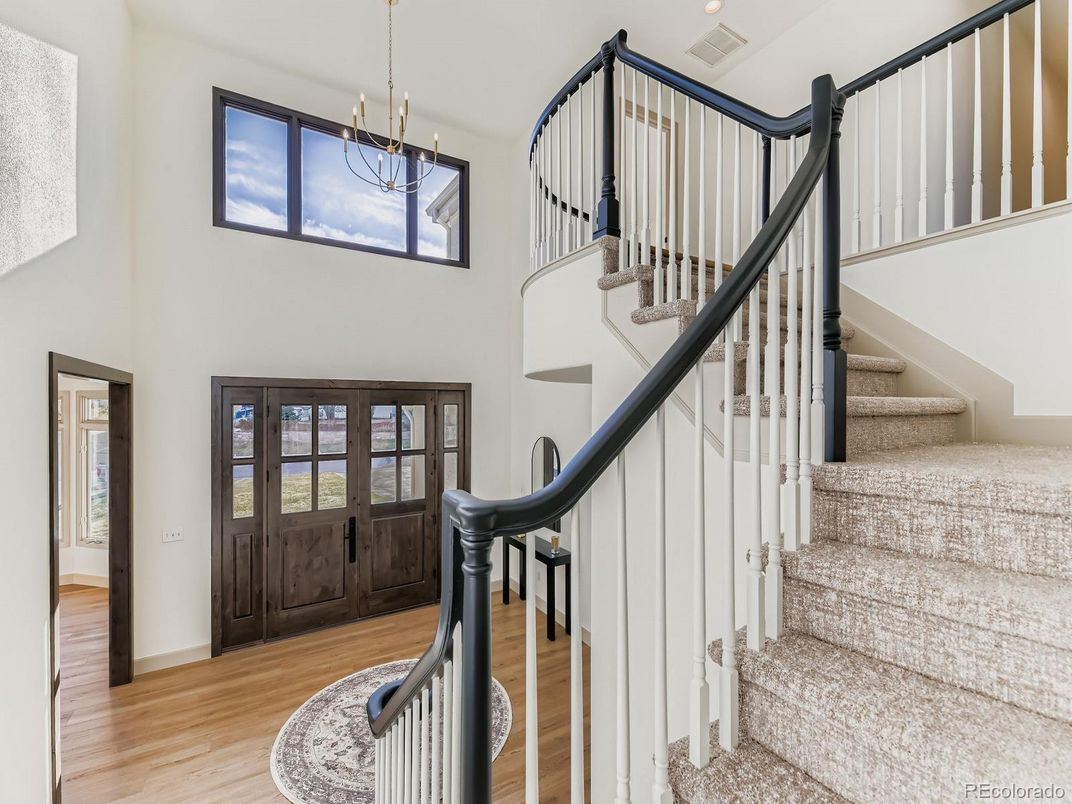 Interior, Pendant Lights, Wood Texture Flooring