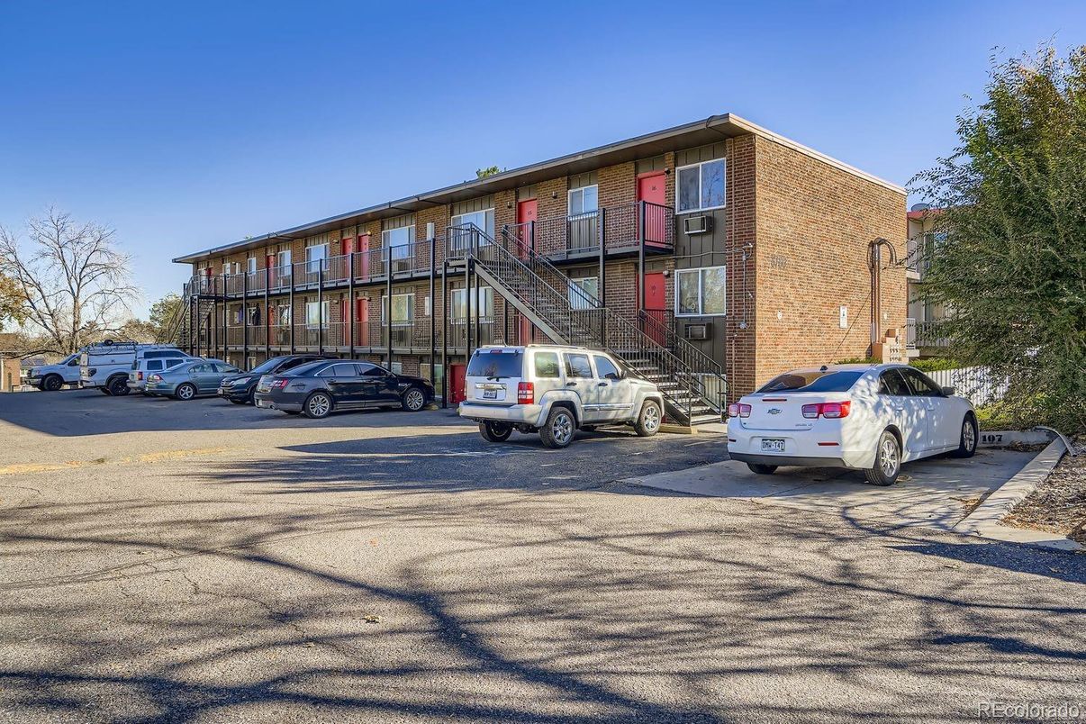 Exterior, Facade, Brick Facade, Condo Building