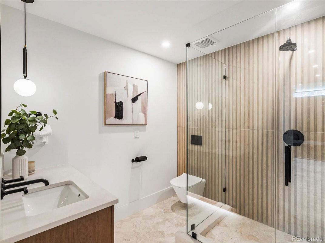 Bathroom, Glass Shower, Interior, Pendant Lights, Recessed Lighting