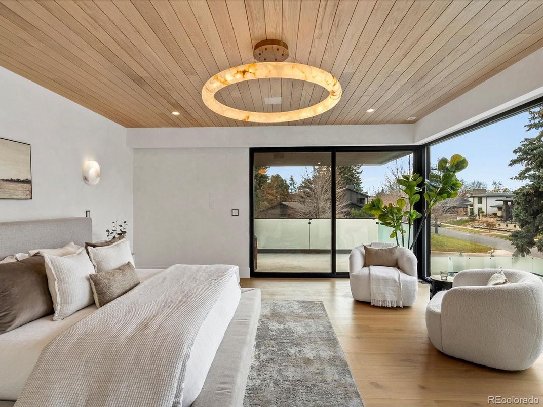Bedroom, Interior, Recessed Lighting, Wooden Ceilings, Wood Texture Flooring