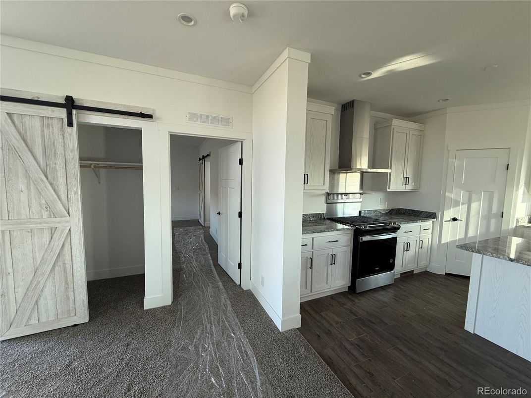Interior, Kitchen, Wood Texture Flooring