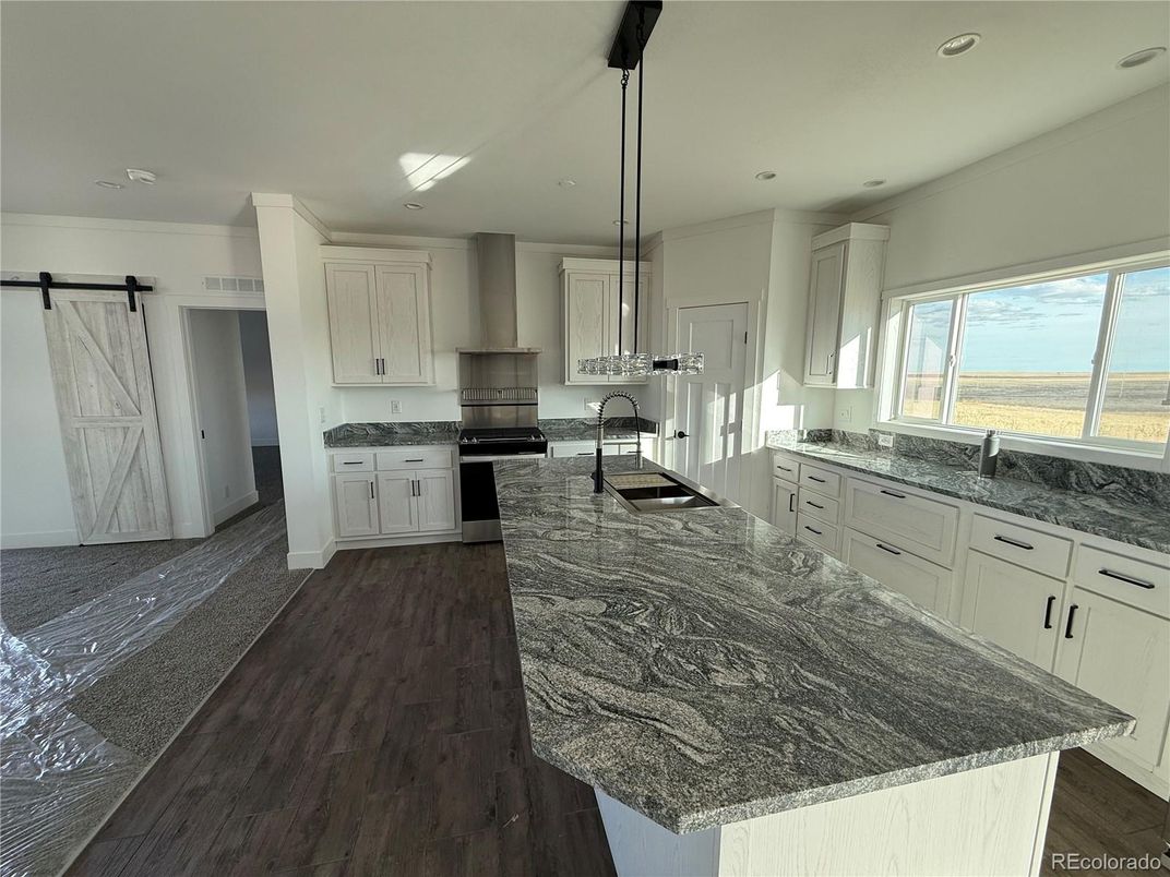 Interior, Kitchen, Pendant Lights, Recessed Lighting, Water, Wood Texture Flooring