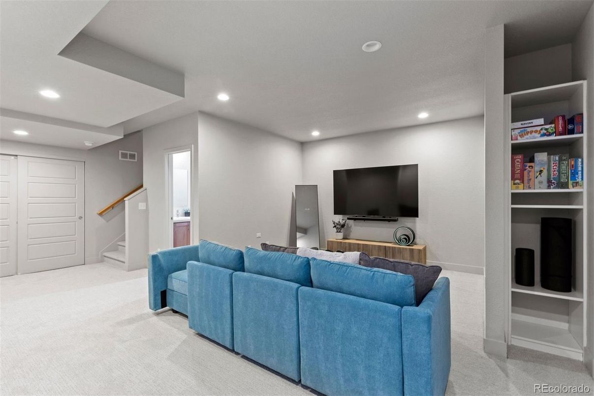 Interior, Living room, Recessed Lighting