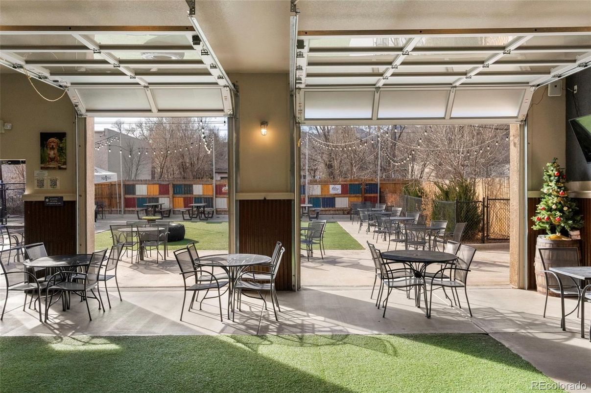 Dining room, Interior, Sun Room