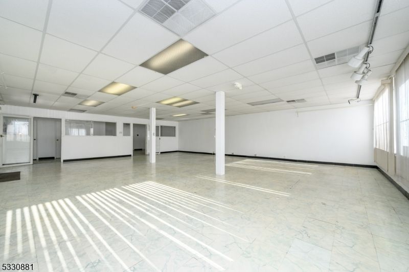 Interior, Marble, Recessed Lighting