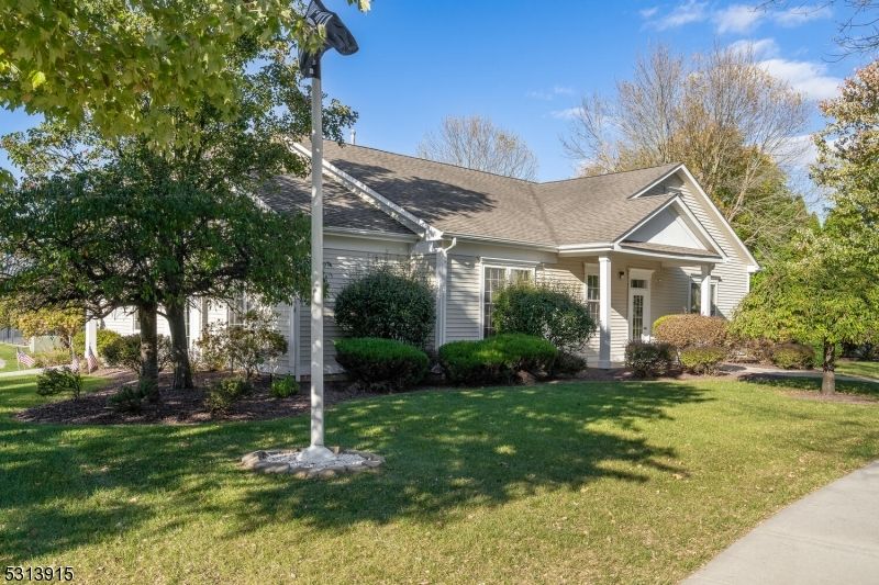 Backyard, Exterior, Facade, Ranch