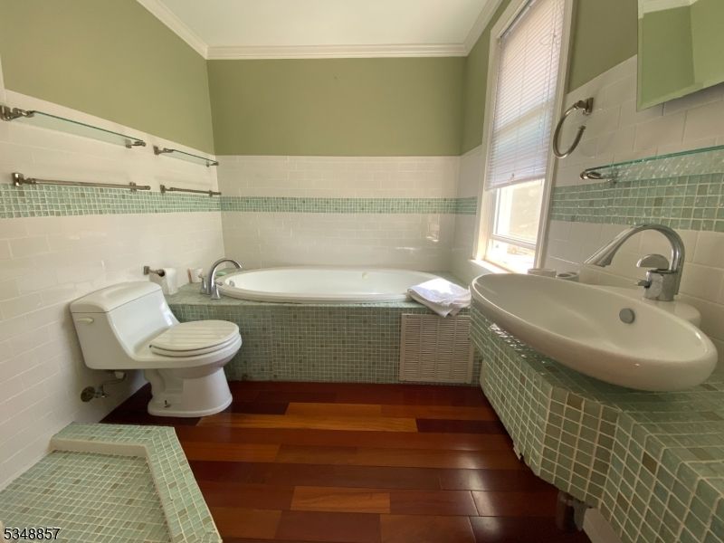 Bathroom, Interior, Wood Texture Flooring