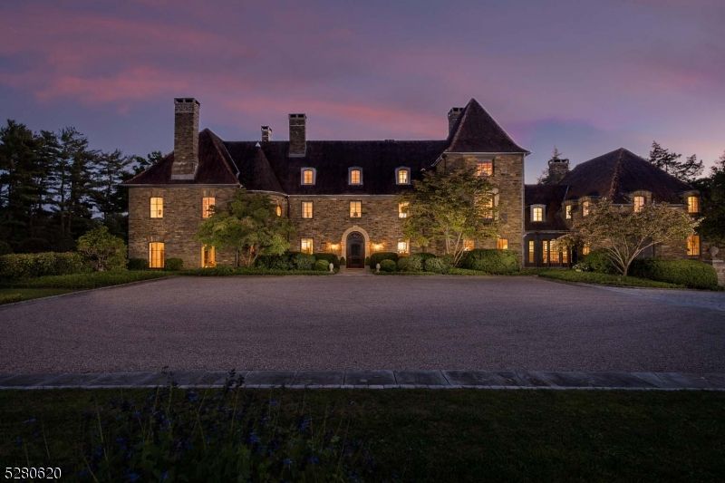 Backyard, Exterior, Facade, French Provincial