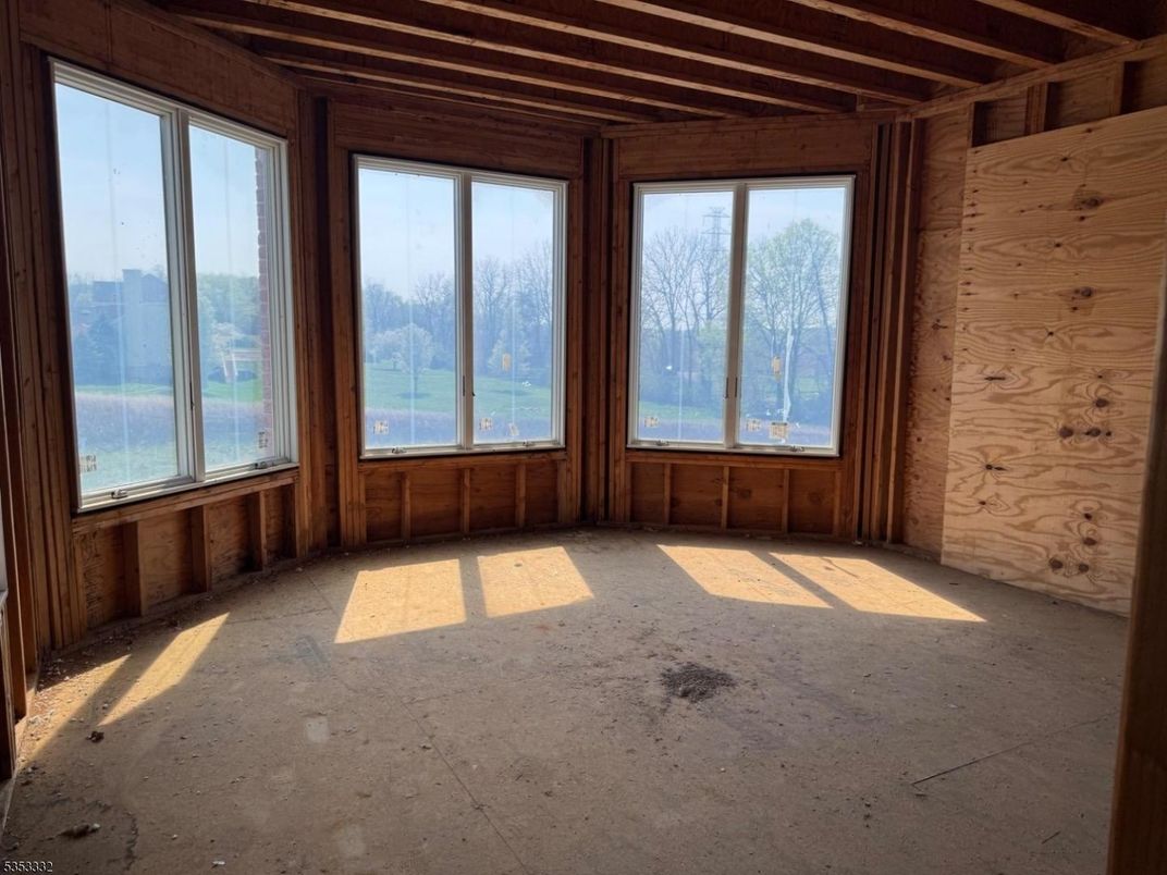 Empty room, Interior, Wooden Beams, Wooden Walls