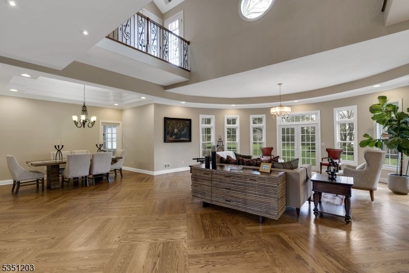 Chandelier, Dining room, Interior, Living room, Recessed Lighting, Wood Texture Flooring