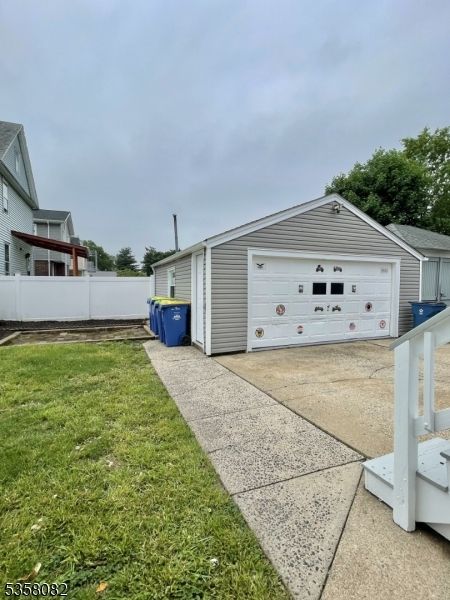 Backyard, Detached Garage, Exterior