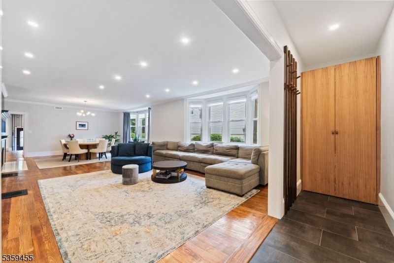 Chandelier, Dining room, Interior, Living room, Pendant Lights, Recessed Lighting, Wood Texture Flooring