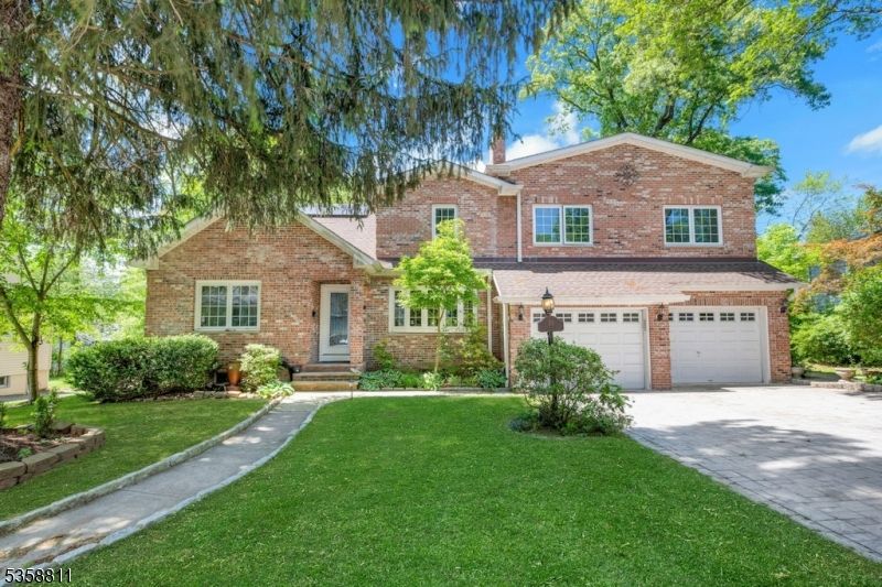 Attached, Exterior, Facade, Brick Facade, Brick Traditional