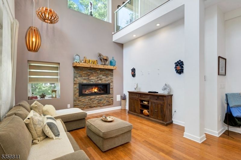 Fireplace, Interior, Living room, Pendant Lights, Recessed Lighting, Wood Texture Flooring