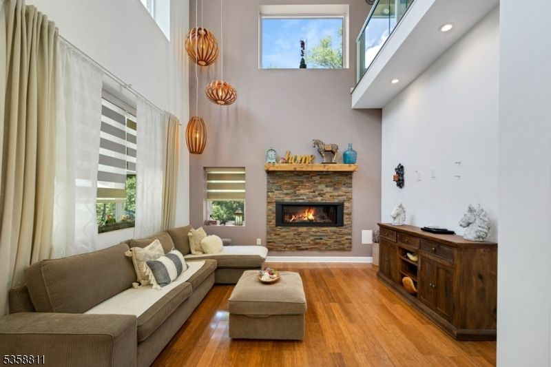 Fireplace, Interior, Living room, Pendant Lights, Recessed Lighting, Wood Texture Flooring