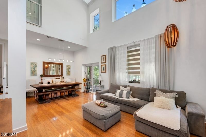 Interior, Living room, Pendant Lights, Recessed Lighting, Wood Texture Flooring