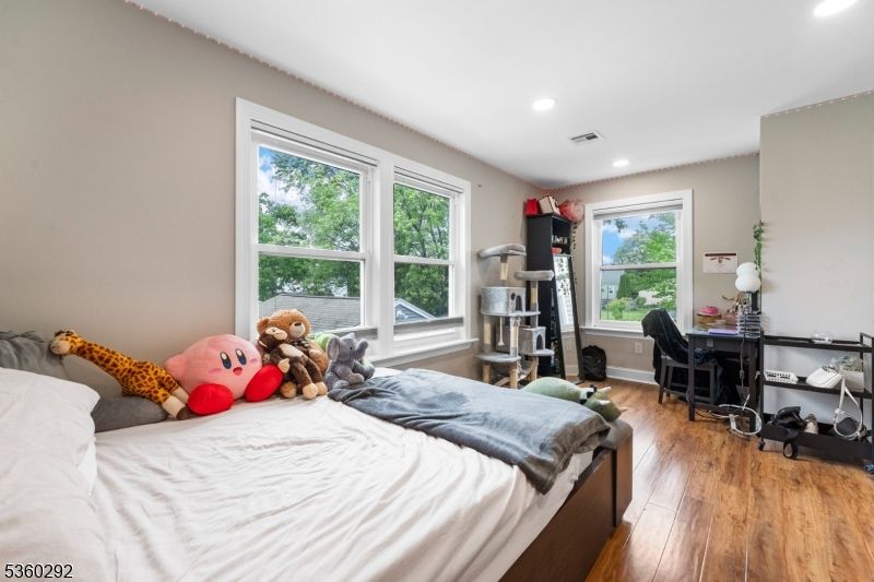 Bedroom, Home Office, Interior, Recessed Lighting, Wood Texture Flooring