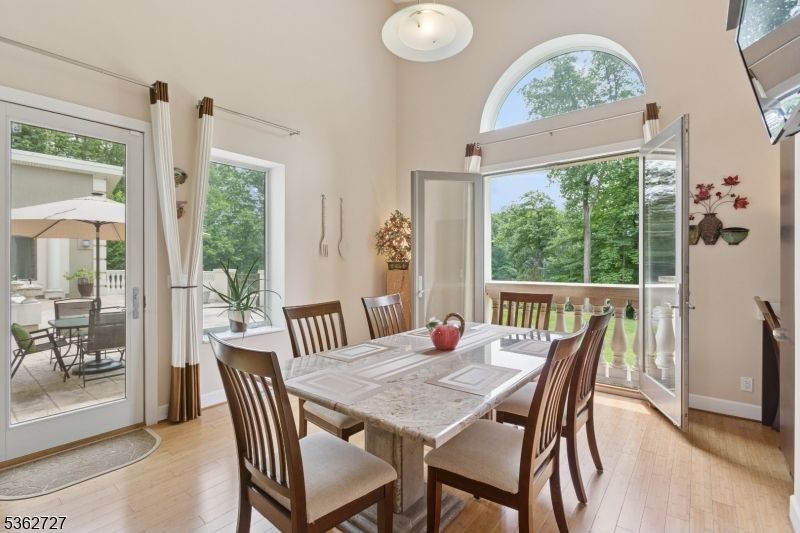 Dining room, Interior, Wood Texture Flooring