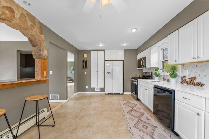 Interior, Kitchen, Recessed Lighting