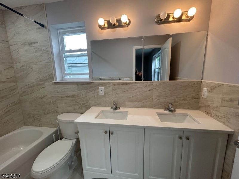 Bathroom, Interior, Marble Walls