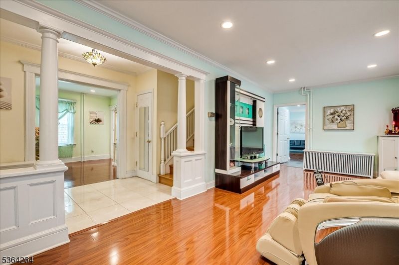 Chandelier, Home Theatre Room, Interior, Living room, Recessed Lighting, Wood Texture Flooring