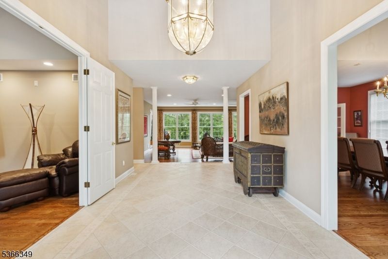 Chandelier, Dining room, Interior, Pendant Lights, Recessed Lighting, Wood Texture Flooring