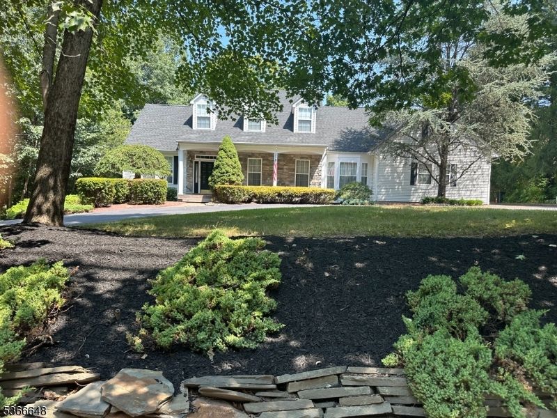 Exterior, Facade, Cape Cod