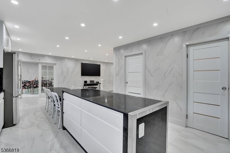 Interior, Kitchen, Marble, Marble Walls, Recessed Lighting