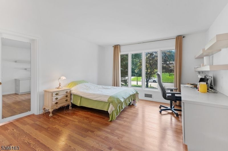 Bedroom, Home Office, Interior, Wood Texture Flooring