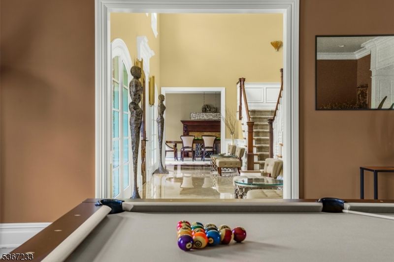 Billiard Table, Interior