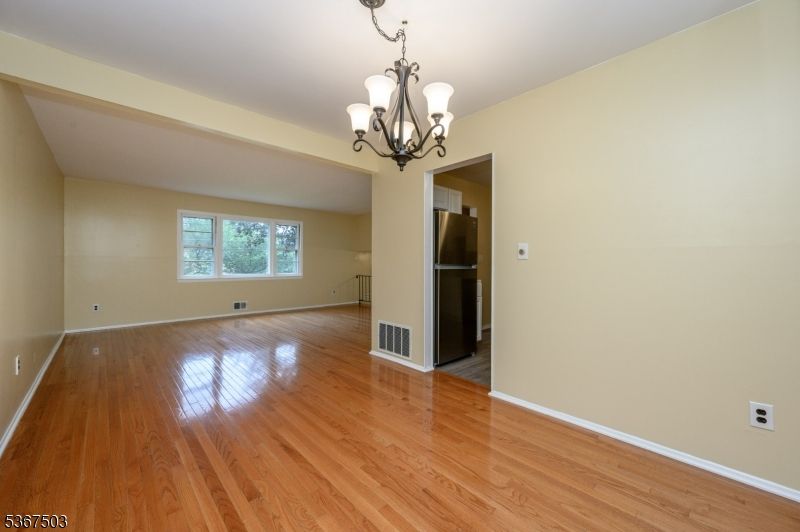 Chandelier, Empty room, Interior, Wood Texture Flooring