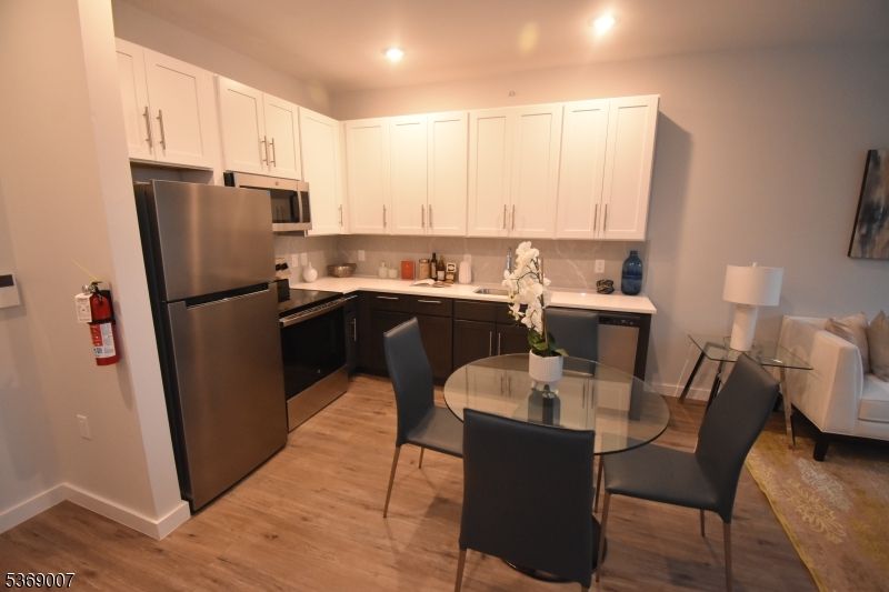Dining room, Interior, Kitchen, Recessed Lighting, Wood Texture Flooring