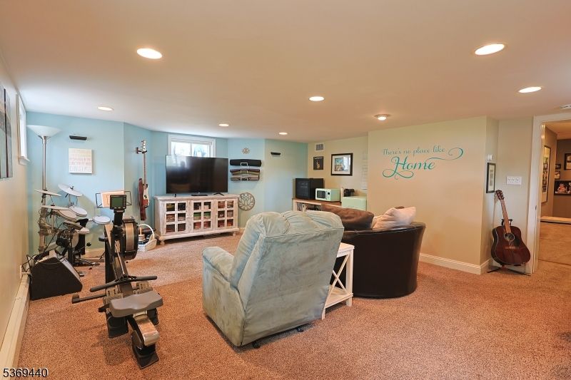 Fitness Equipment, Interior, Living room, Recessed Lighting