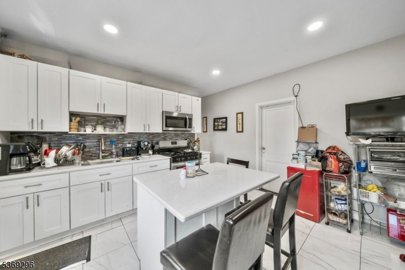Interior, Kitchen, Marble, Recessed Lighting, Stainless Steel Appliances