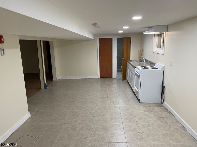 Interior, Recessed Lighting, Washer