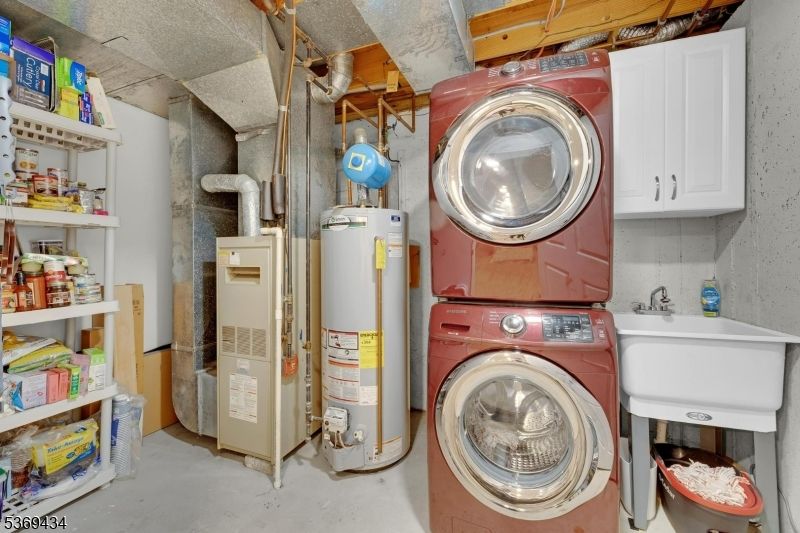Interior, Utility Closets, Washer