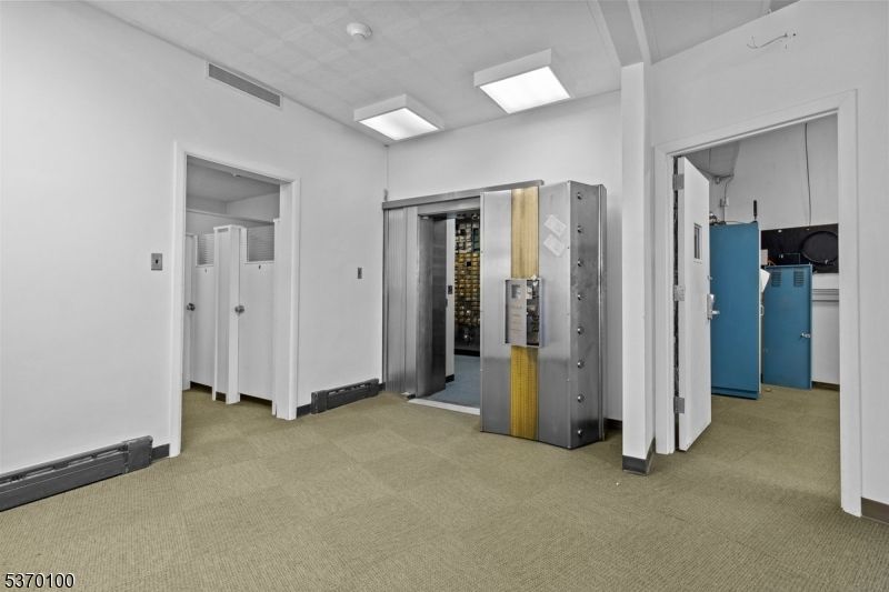 Elevator, Interior, Recessed Lighting