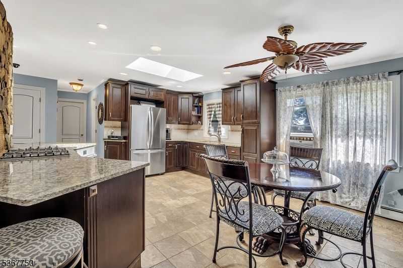 Dining room, Interior, Kitchen, Recessed Lighting, Stainless Steel Appliances