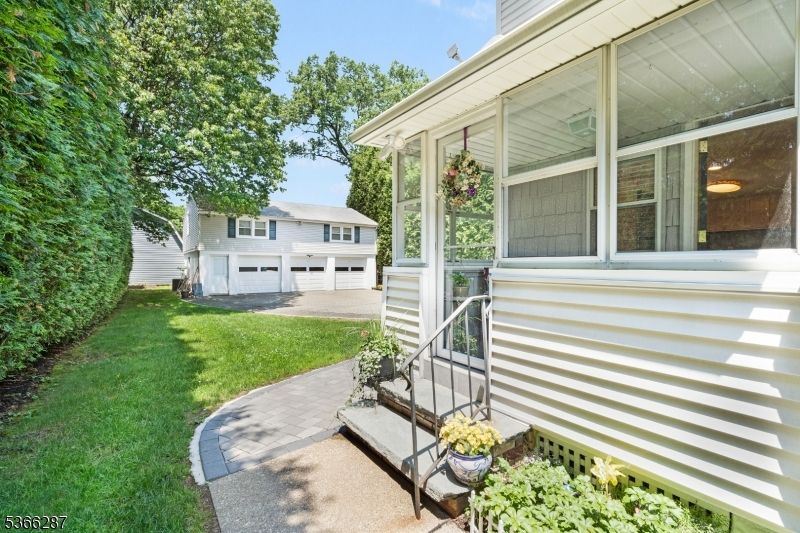 Backyard, Detached Garage, Exterior