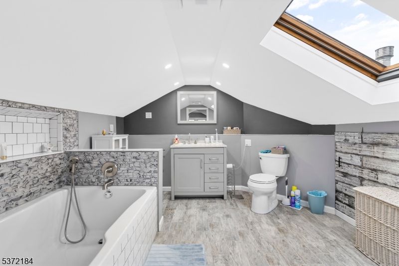 Bathroom, Interior, Recessed Lighting, Wood Texture Flooring